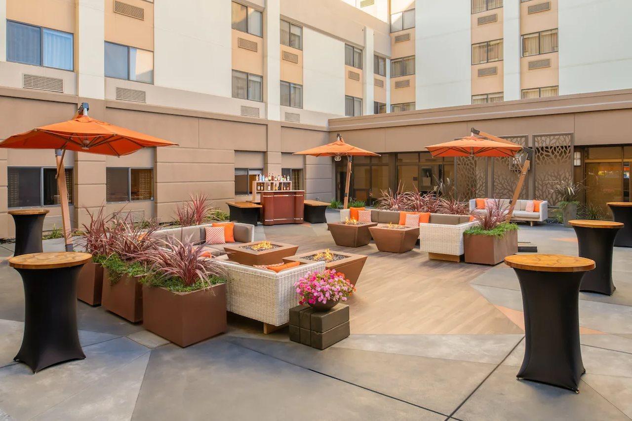 מלון ברלינגיים Doubletree By Hilton San Francisco Airport מראה חיצוני תמונה