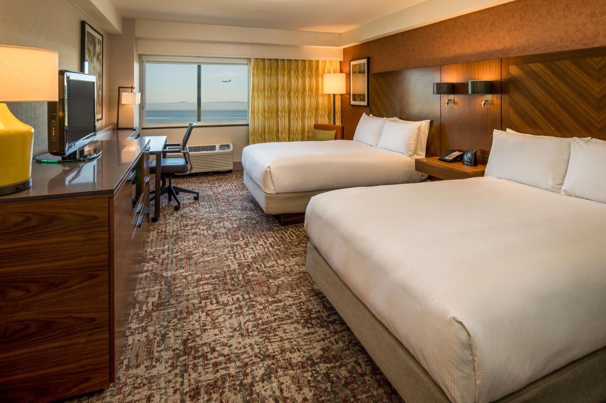 מלון ברלינגיים Doubletree By Hilton San Francisco Airport מראה חיצוני תמונה