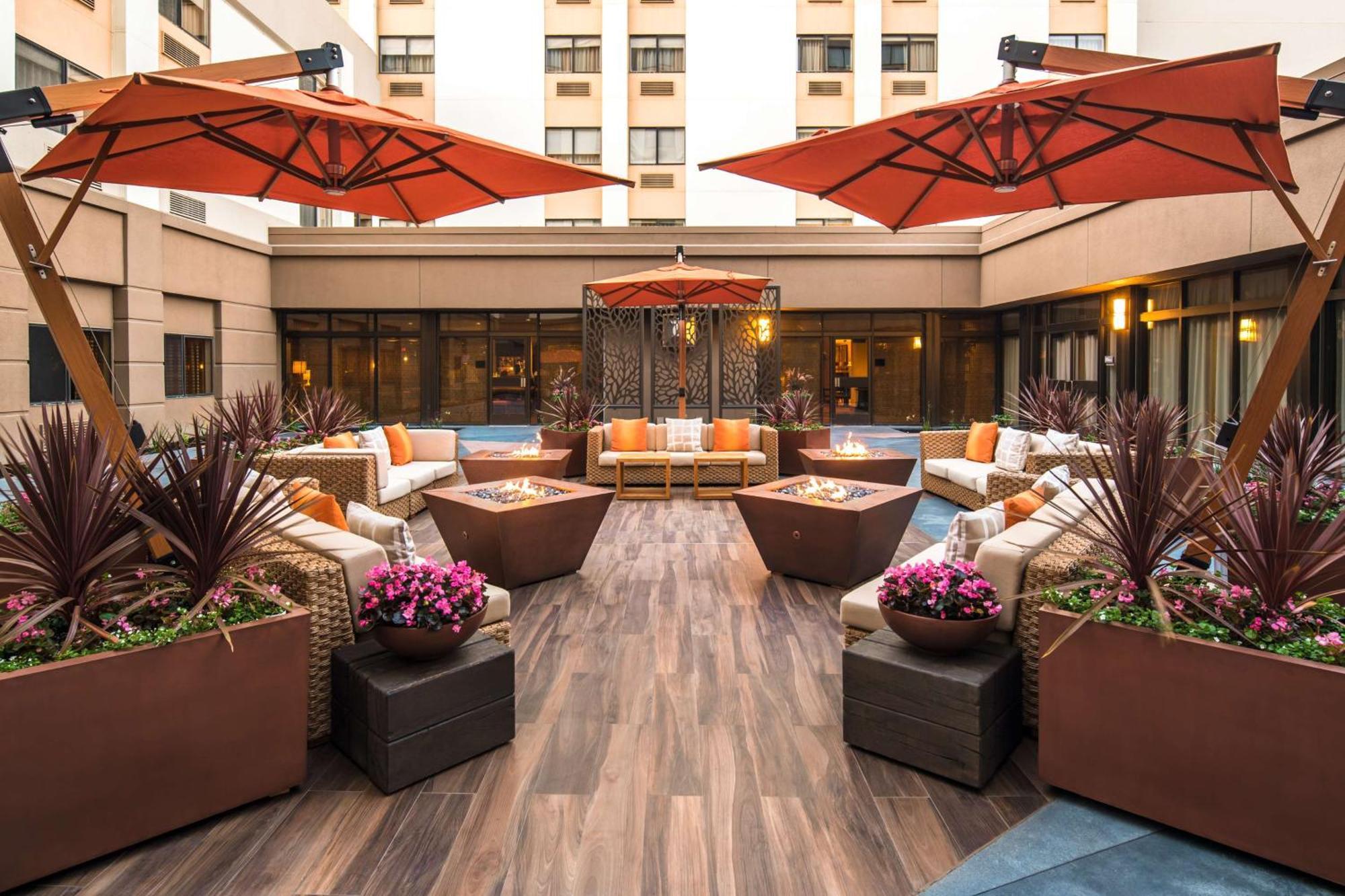 מלון ברלינגיים Doubletree By Hilton San Francisco Airport מראה חיצוני תמונה